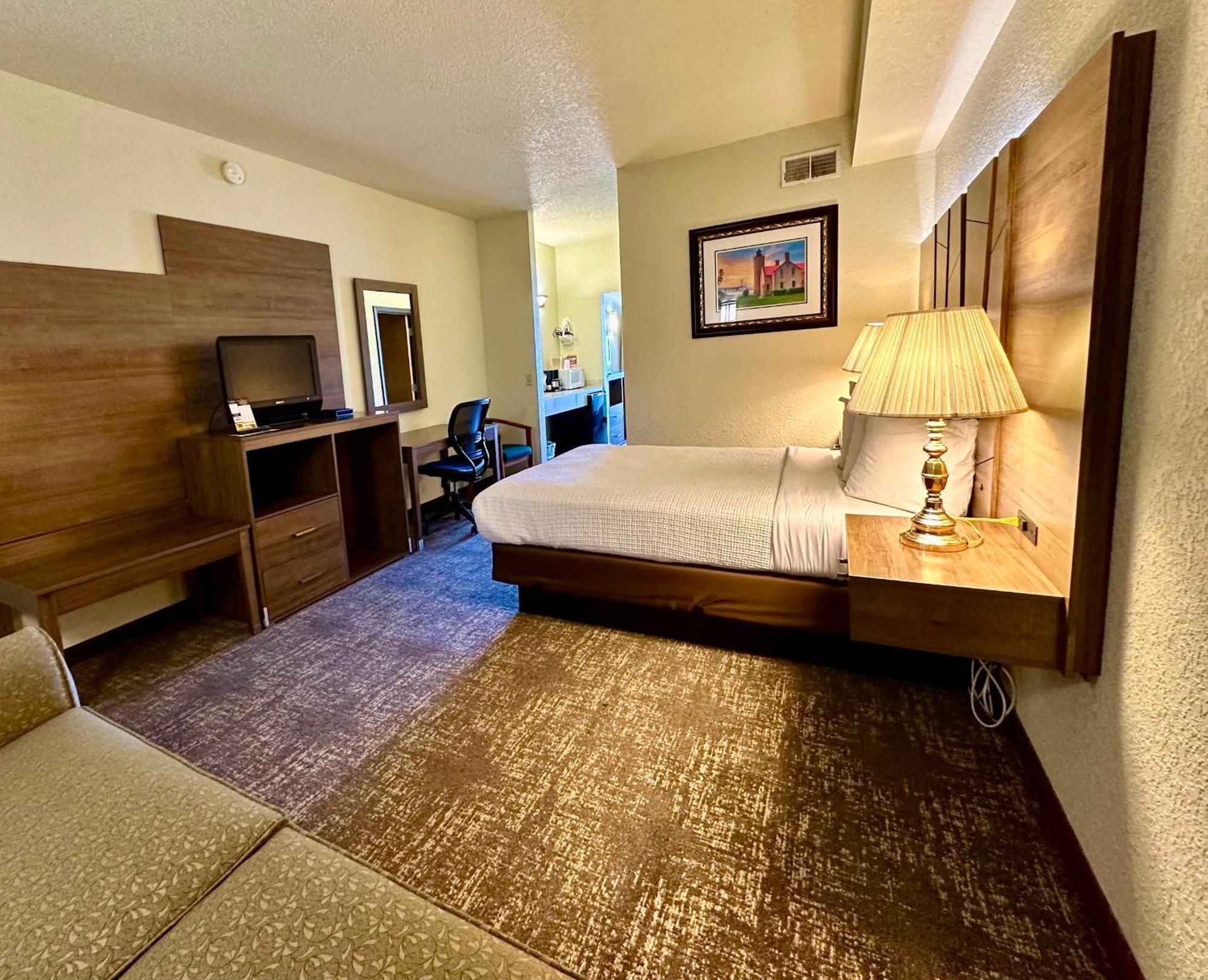 מקינאו סיטי Mackinaw Beach And Bay Inn & Suites מראה חיצוני תמונה