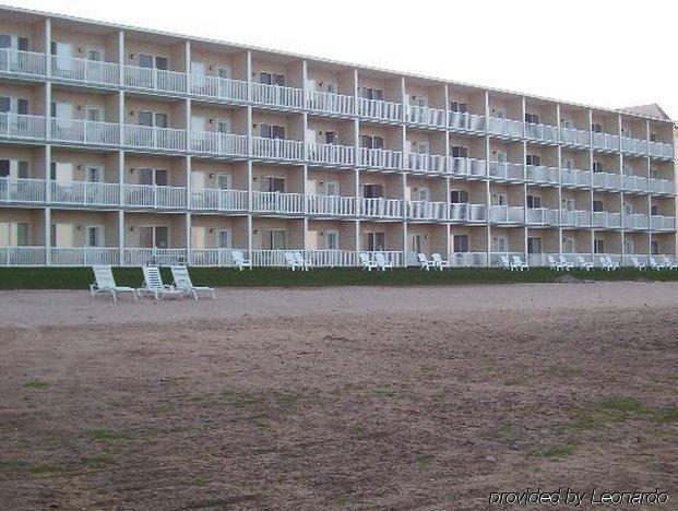 מקינאו סיטי Mackinaw Beach And Bay Inn & Suites מראה חיצוני תמונה